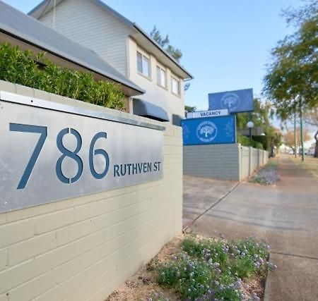 Ruthven Street Motor Inn Toowoomba Bagian luar foto