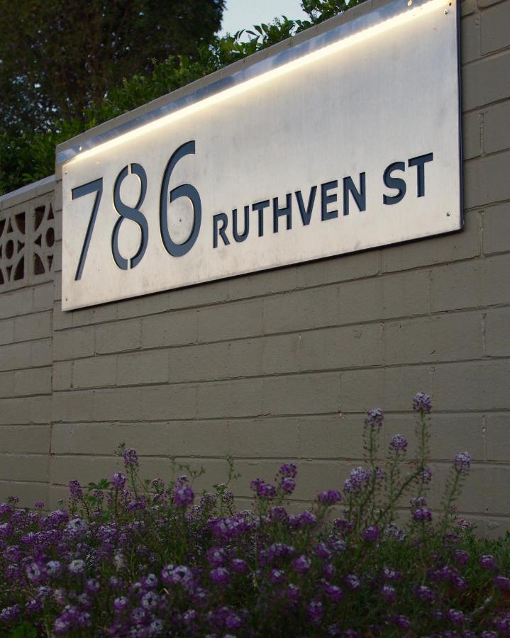 Ruthven Street Motor Inn Toowoomba Bagian luar foto