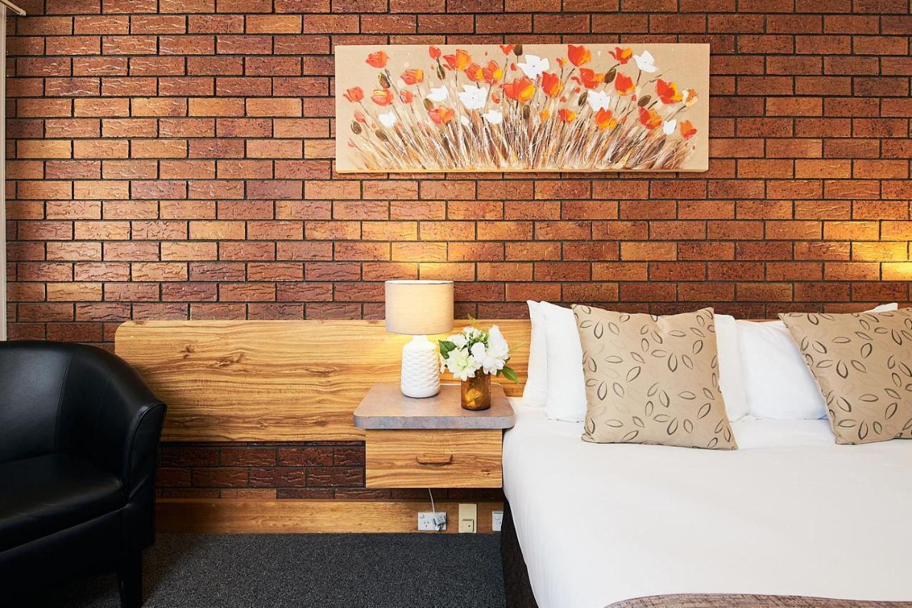 Ruthven Street Motor Inn Toowoomba Bagian luar foto