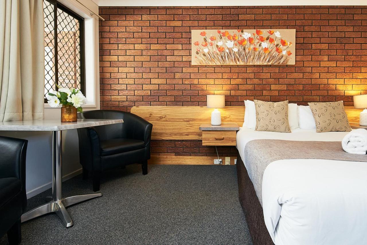 Ruthven Street Motor Inn Toowoomba Bagian luar foto