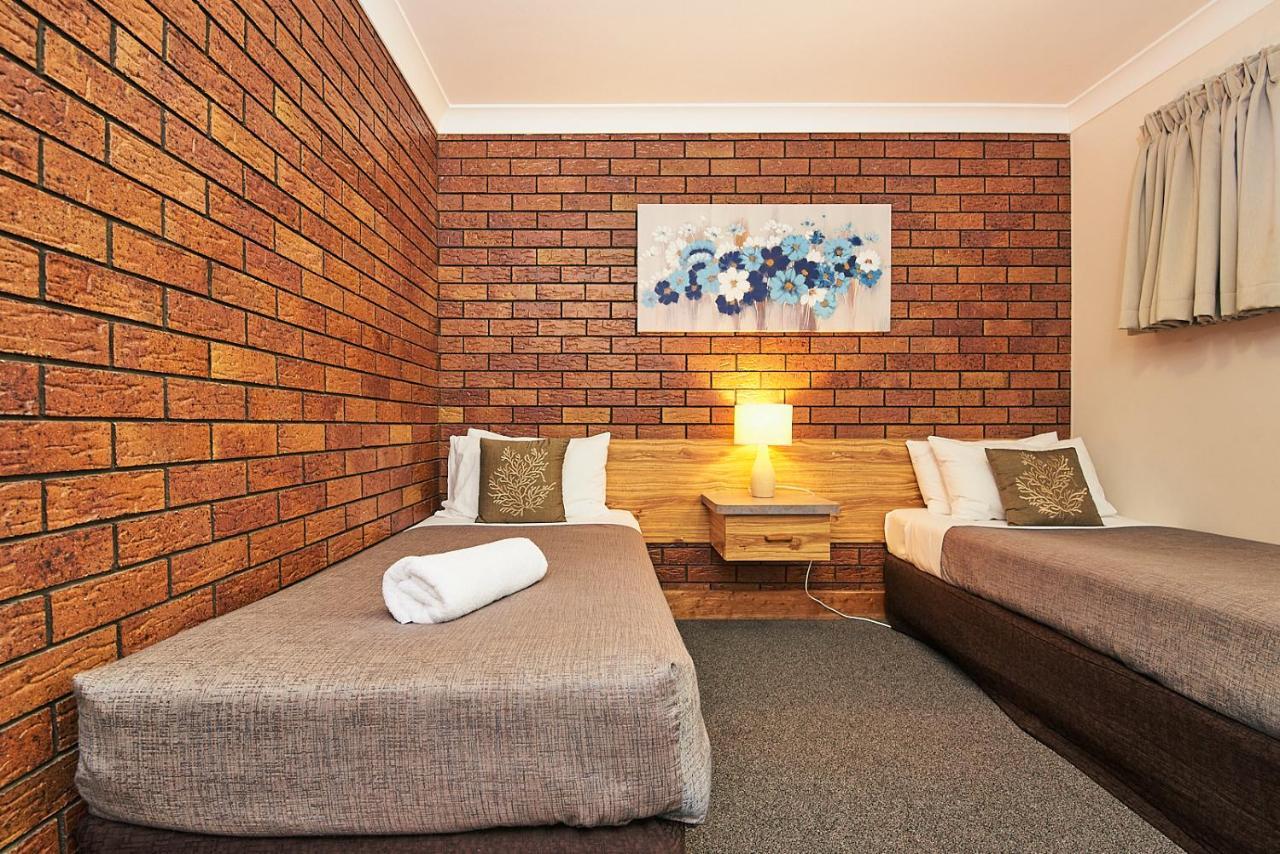 Ruthven Street Motor Inn Toowoomba Bagian luar foto