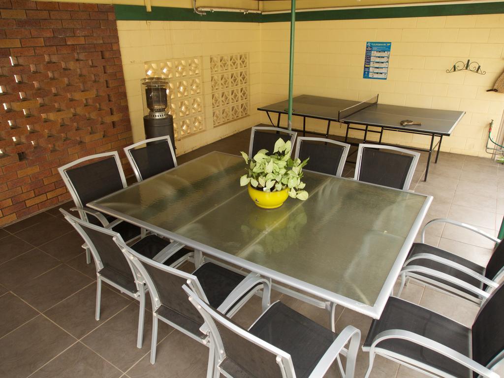 Ruthven Street Motor Inn Toowoomba Bagian luar foto